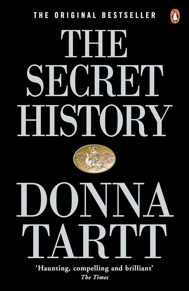 Plongez dans un monde de mystère et d’intrigue : découvrez des mystères étonnants dans le best-seller « L’histoire secrète » de Donna Tartt